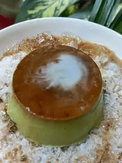 Hình ảnh Flan lá dứa - cái