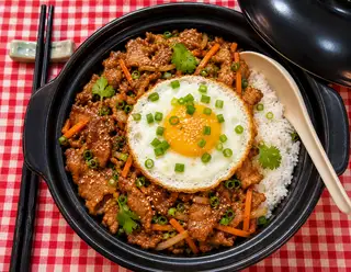 Hình ảnh Cơm bò xào cay