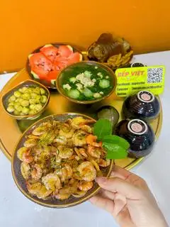 Hình ảnh Tôm vàng rang tóp mỡ lá chanh
