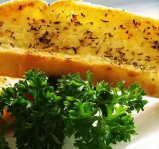Hình ảnh Bánh mì nướng bơ
