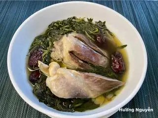 Hình ảnh Mì tim heo hầm ngải cứu