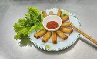 Hình ảnh Chả giò chay chiên giòn (10 cây)