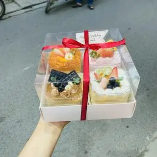 Hình ảnh SET 4 bánh ( 1 tỉamisu, 1 mousee chanh dây, 1bltm, 1 kem tươi vị dâu)