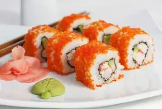 Roll Califorlia - R15 - 128.000 ₫ tại SUSHI KUMANO - Lương Định Của