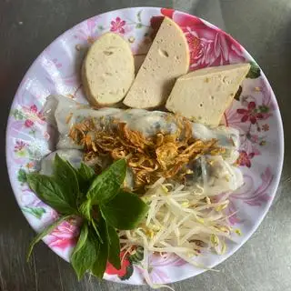 Bánh cuốn chả  - 33.000 ₫ tại Bánh Cuốn Nhật Long - Tạ Quang Bửu