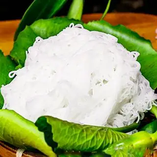 Bún Tươi Nguyên Chất - 5.000 ₫ tại Bánh Mì & Bún Thịt Nướng Hai Sang - Hoàng Sa