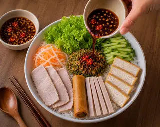 Bún nước tương thập cẩm - 42.750 ₫ tại Gấu Nhím Măm Măm - Bún Thịt Nướng, Cơm Tấm & Bún Nước Tương - Quang Trung