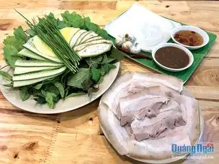 Thịt luộc rau rừng - 59.000 ₫ tại Bánh Xèo Cô Điệp - Đường Số 10