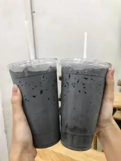 Hình ảnh Trà sữa tinh than tre đặc biệt