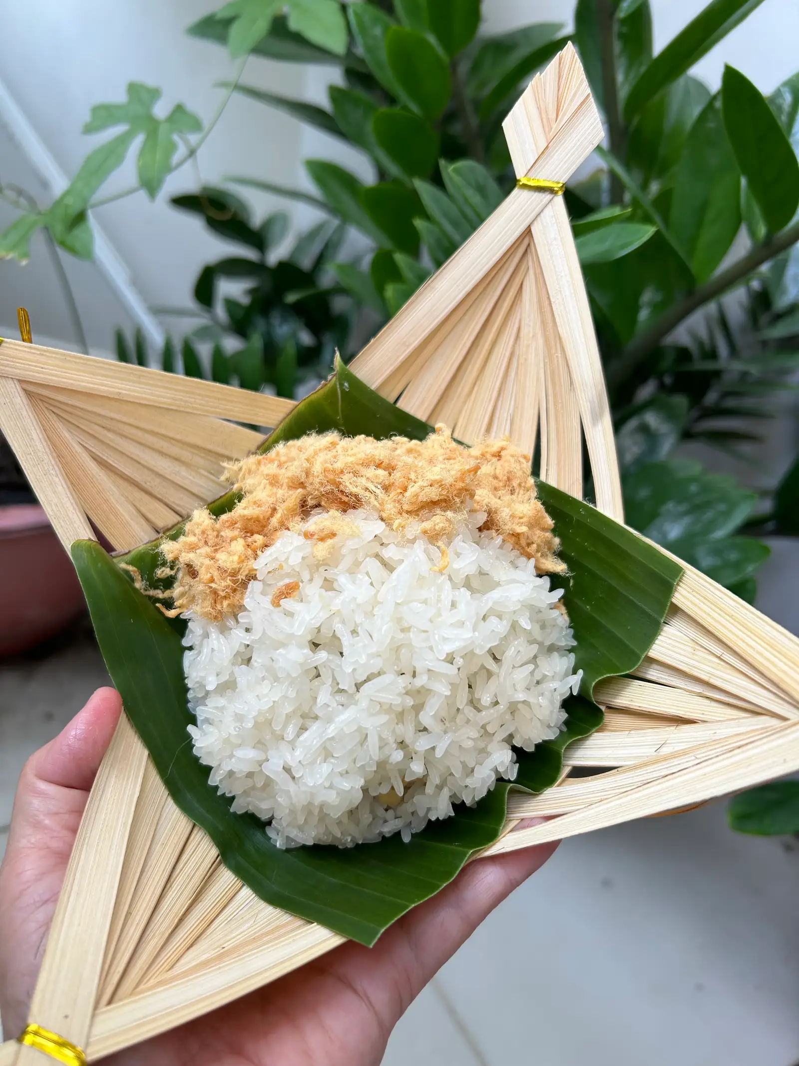 Xôi khúc chà bông - 59.000 ₫ tại Xôi Khúc Gia Truyền  - Hậu Giang