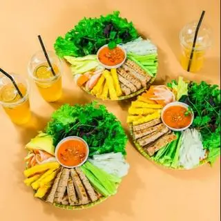 Hình ảnh Combo 4 người, tặng 4 lý trà tắc