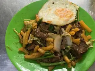 Hình ảnh Nui xào bò