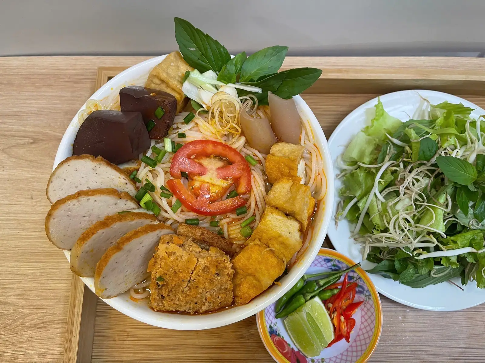 Bún Riêu Chả - 49.000 ₫ tại Bún Riêu Tôm Cô Kim - Quang Trung