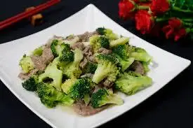 Hình ảnh Cơm Bò Xào Bông Cải