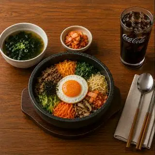 Hình ảnh Cơm Trộn Bibimbap + Canh rong biển + đồ uống