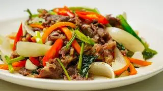 Hình ảnh Cơm bò xào rau củ + canh thịt bằm