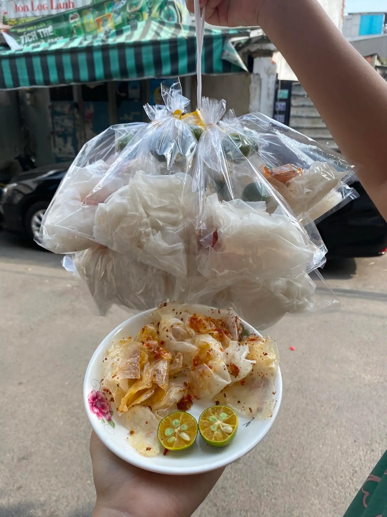 Hình ảnh Bánh tráng túm
