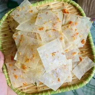 Hình ảnh BÁNH TRÁNG TỎI GÀ CHUA CAY