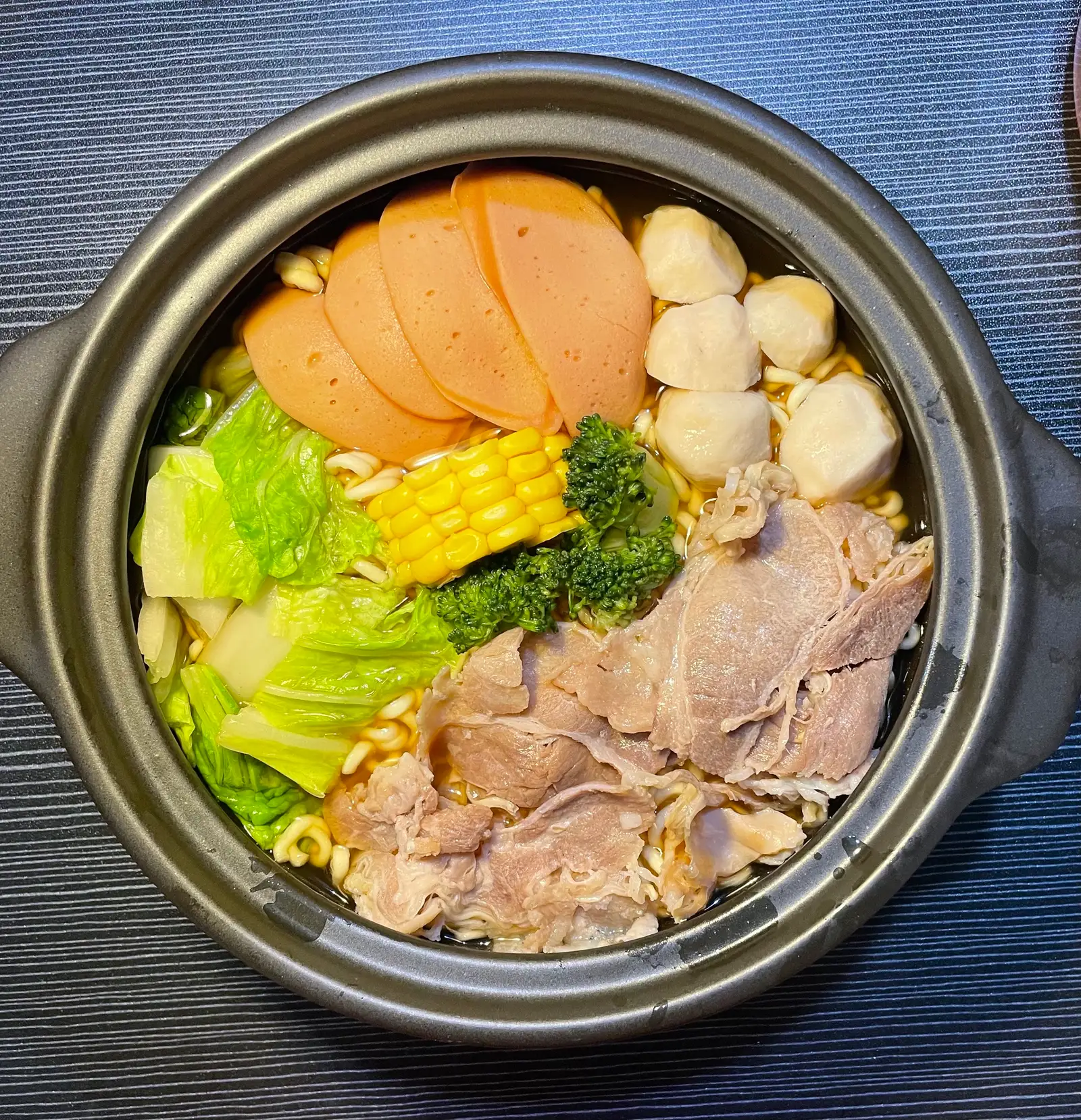 Mì cay ba chỉ bò - 69.000 ₫ tại Mì Cay & Ăn Vặt Nhà Bơ - Duy Tân