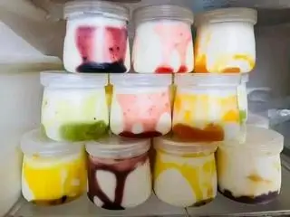 Hình ảnh COMBO 8 HŨ SỮA CHUA DẺO MIX VỊ NGẪU NHIÊN