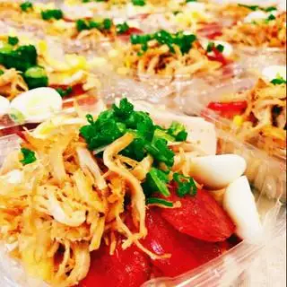 Xôi mặn thập cẩm.  - 35.000 ₫ tại Bánh Mì Sì Gòn - Đồng Đen