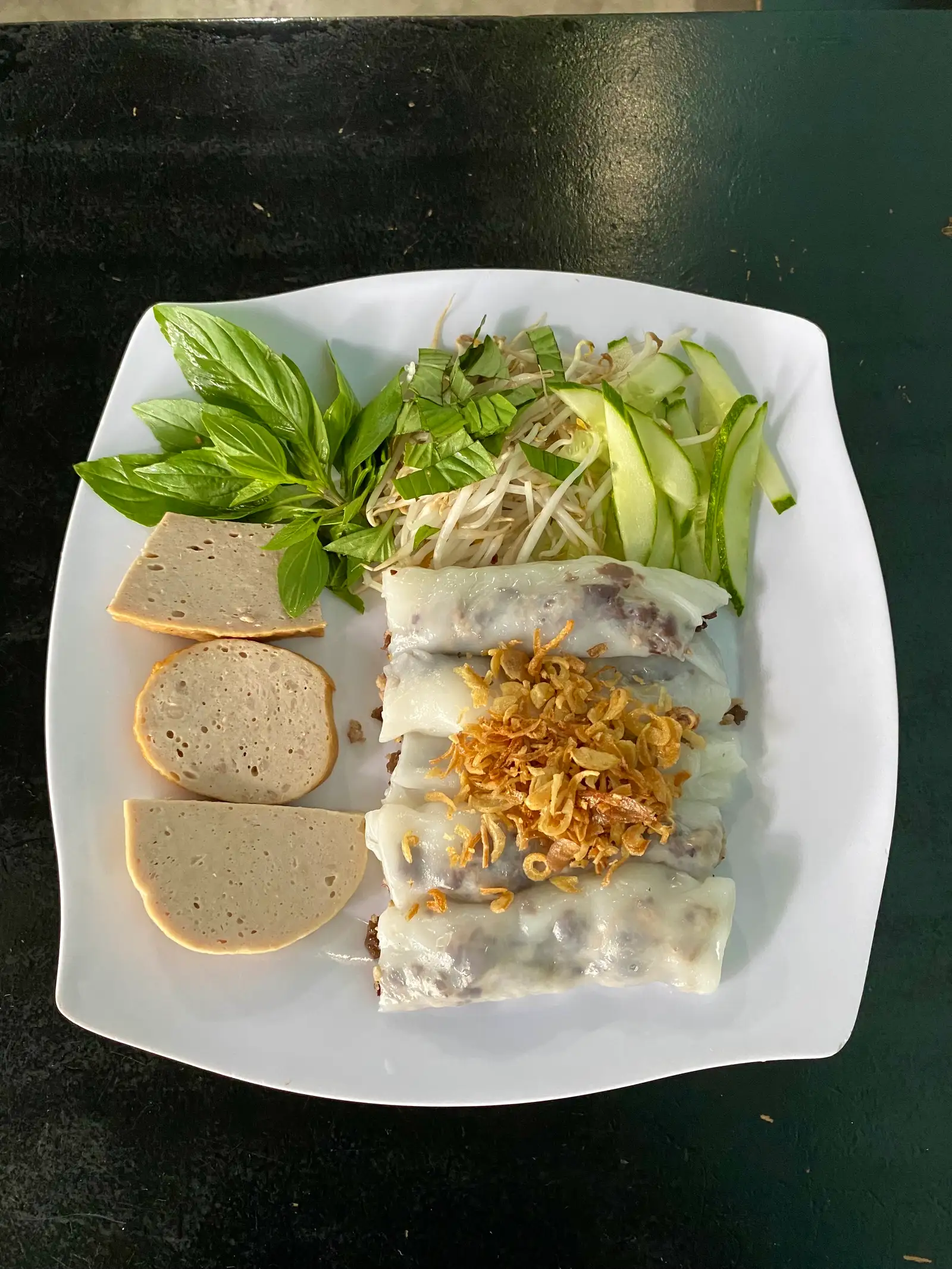 Bánh cuốn chả  - 39.000 ₫ tại Bánh Cuốn Nóng 94 & Cafe Song Anh - Trương Gia Mô