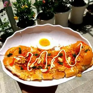 Bánh mì nướng muối ớt - 22.000 ₫ tại Bánh Mì Nướng Muối Ớt Sumi - Đường Số 9