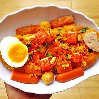 Bánh mì nướng muối ớt đầy đủ - 33.000 ₫ tại Bánh Mì Nướng Muối Ớt Sumi - Đường Số 9