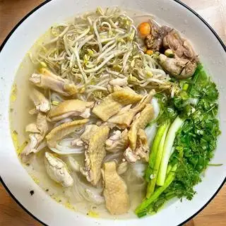 Hình ảnh Phở tràng trứng non