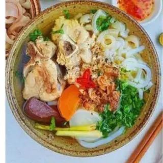 Hình ảnh bánh canh xương , thịt , trứng cút