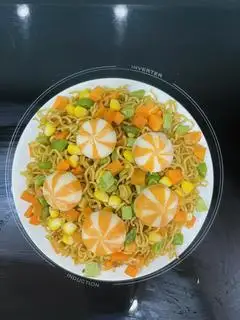 Hình ảnh Mì Viên Thả Lẩu Vị Trứng Cá