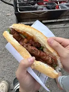 Hình ảnh Bánh mỳ 3 xiên