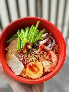 Mì trộn hải sản tặng 1 ly nước ngọt - 65.000 ₫ tại Bún Thái Hải Sản Cô Hà - Hoàng Xuân Nhị