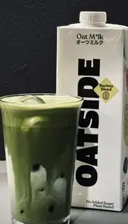 Hình ảnh Oatmilk Matcha Latte