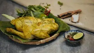 GÀ HẤP MUỐI NGUYÊN CON + pepsi( KÈM RAU DƯA VÀ MUỖI CHẤM) - 249.000 ₫ tại Gà Hấp Muối & Gà Ủ Muối Thiên Ân Quán - Nguyễn Văn Luông