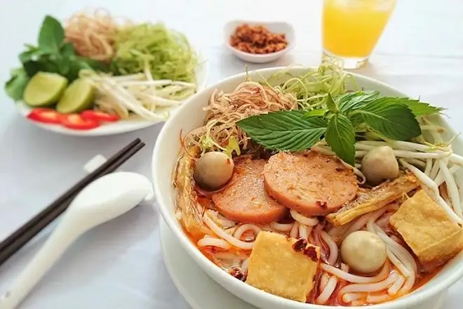 Bún bò chay  - 35.000 ₫ tại Quán Chay Sen Vàng Vegan - Đường Số 4