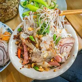Bún mắm nêm thịt luộc - 45.000 ₫ tại Gỏi Cuốn O Thắm - Huỳnh Tấn Phát