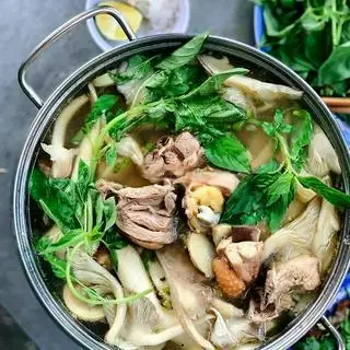 Lẩu gà lá é trung - 249.000 ₫ tại Lẩu Gà Lá É Phú Yên - Đà Lạt Nhớ - 291 Trương Vĩnh Ký