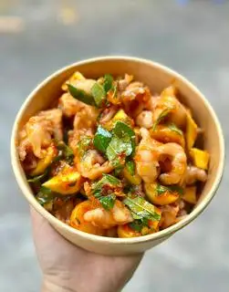 Hình ảnh Chân Gà Rút Xương Sốt Thái