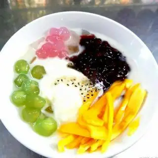 Hình ảnh Chè Sữa Chua Nếp Mít