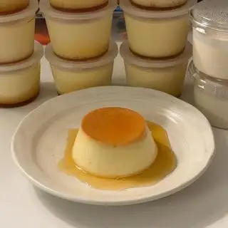 Hình ảnh Bánh Flan Truyền Thống Nhỏ 
