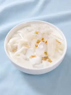 Chè Dừa Dầm Ít Ngọt - 41.000 ₫ tại Chè Hachi - Chè Ít Ngọt & Chè Bơ Chè Dừa Dầm - Bình Trị Đông