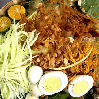 Bánh tráng đặc biệt trộn kiểu bà gánh - 30.000 ₫ tại Long Bánh Tráng - Bùi Đình Túy
