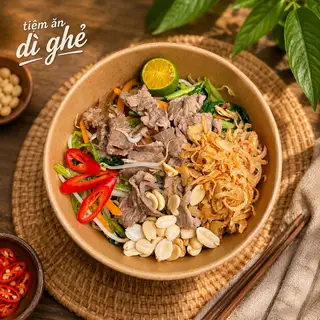 Hình ảnh Bánh đa trộn thịt bò
