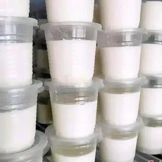 Hình ảnh Rau câu sữa dừa mini béo mịn