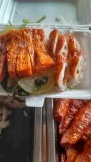 Hình ảnh cơm sườn non gram với ruột khìa