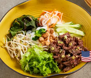 Bún bò Mỹ xào - 169.000 ₫ tại Hủ Tiếu Nam Vang Hồng Phát - Lý Tự Trọng