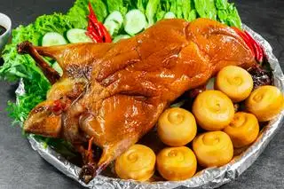 Hình ảnh Vịt quay Bắc Kinh nguyên con