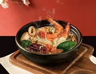 Hình ảnh Mì kim chi hải sản
