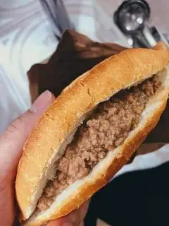 Hình ảnh Bánh mì pate Nguyên Thủy 